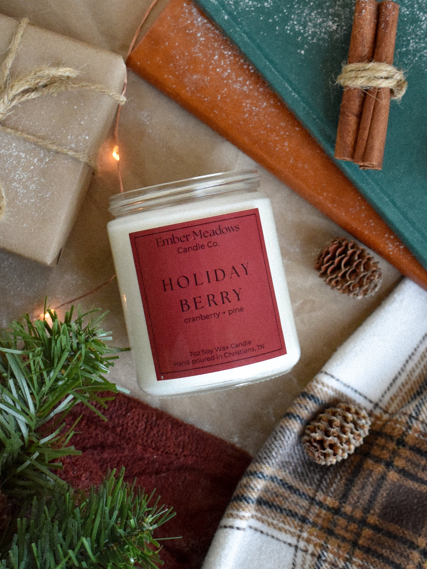 Holiday Berry 7oz Soy Wax Candle